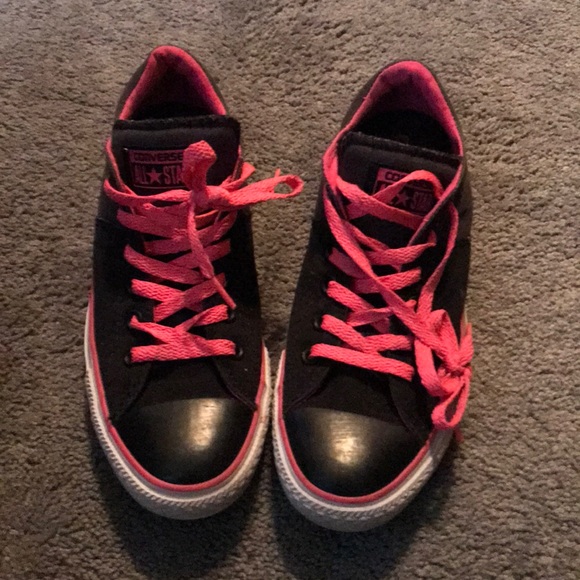 Converse Shoes - Converse chuck Taylor size 9